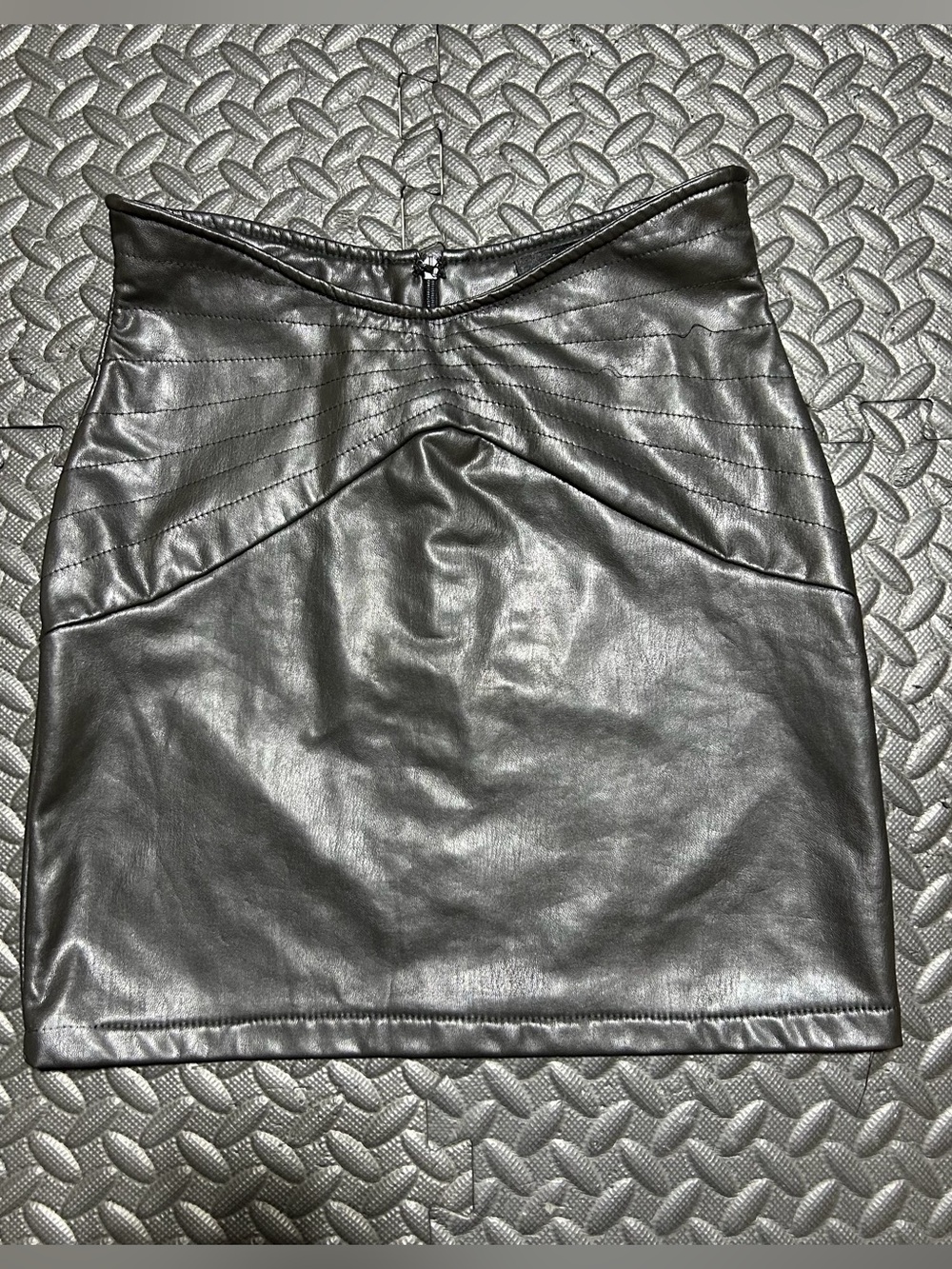 Forever 21 Faux Leather Mini Skirt Black High Waisted Bodycon Yoke Womens Small